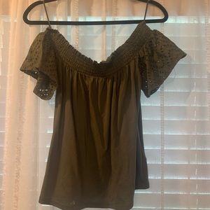 Cute Express Green Off-The-Shoulder Top